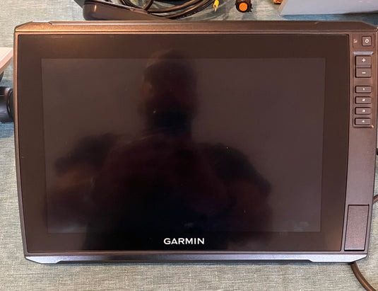 Used Garmin Echomap Ultra 126sv