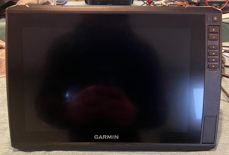 Load image into Gallery viewer, Used Garmin Echomap Ultra 2 126sv
