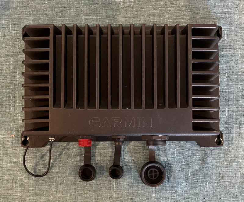 Load image into Gallery viewer, Used Garmin Livescope LVS32 w/ GLS10
