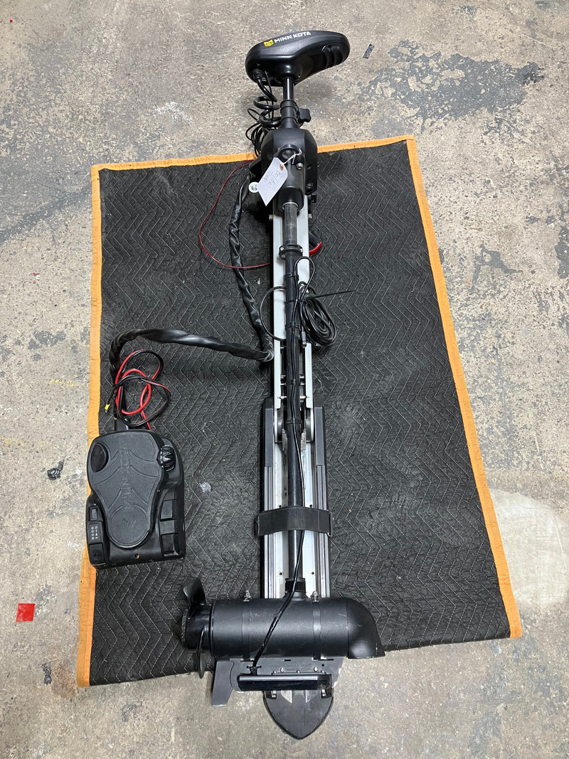 Load image into Gallery viewer, Used Minn Kota Ultrex 112lb 36V 52" US2 Trolling Motor LOCAL PICKUP ONLY
