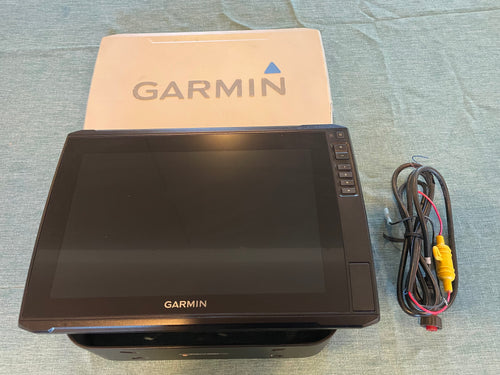Used Garmin Echomap Ultra 122sv
