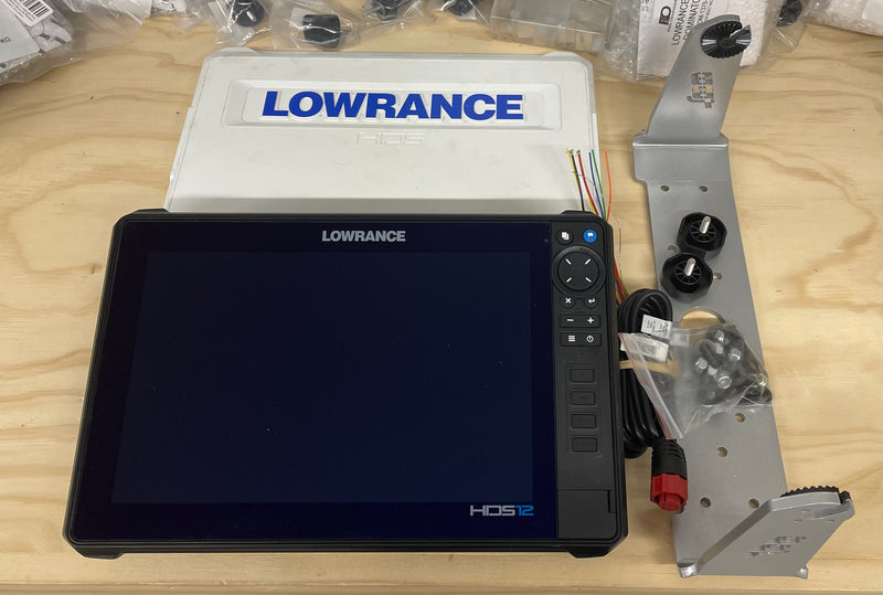 Load image into Gallery viewer, Used Lowrance HDS 12 Pro
