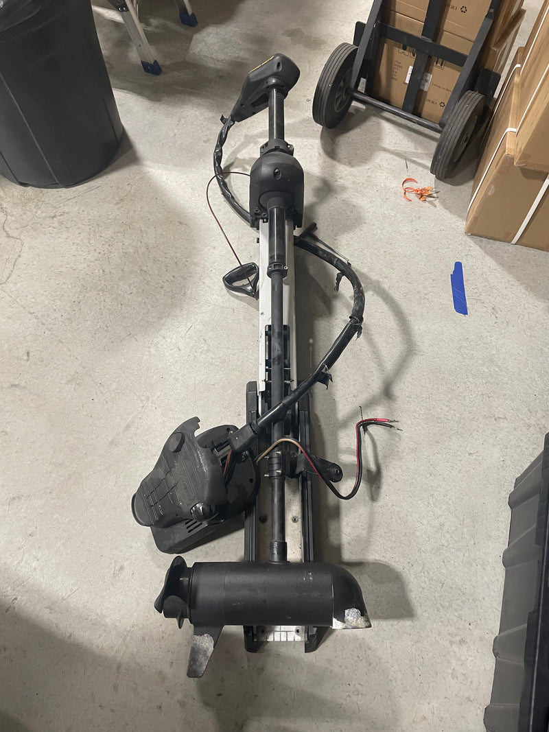 Load image into Gallery viewer, Used Minn Kota Fortrex 36V 112lb 52” LOCAL PICKUP ONLY
