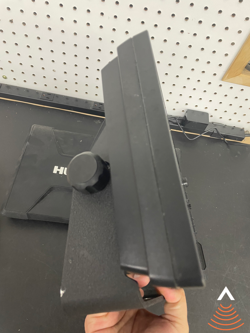 Load image into Gallery viewer, Used Humminbird Solix 12 G3 MSI

