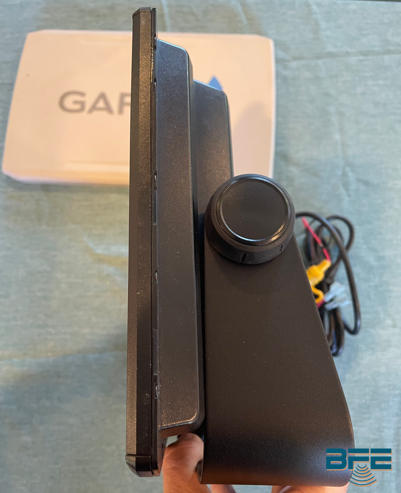 Load image into Gallery viewer, Used Garmin Echomap Ultra 122sv
