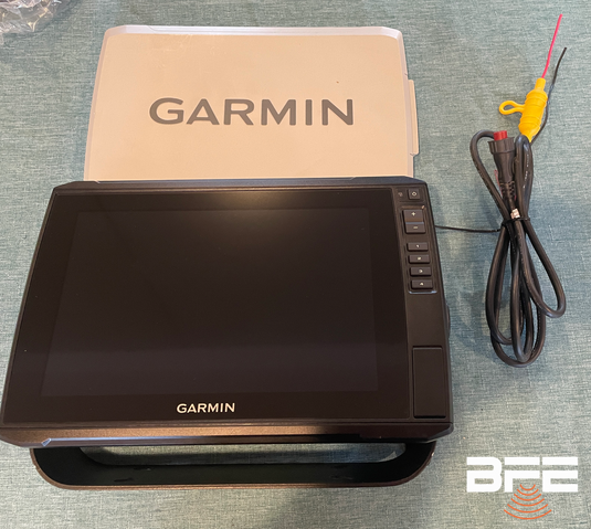 Used Garmin Echomap Ultra 2 106sv