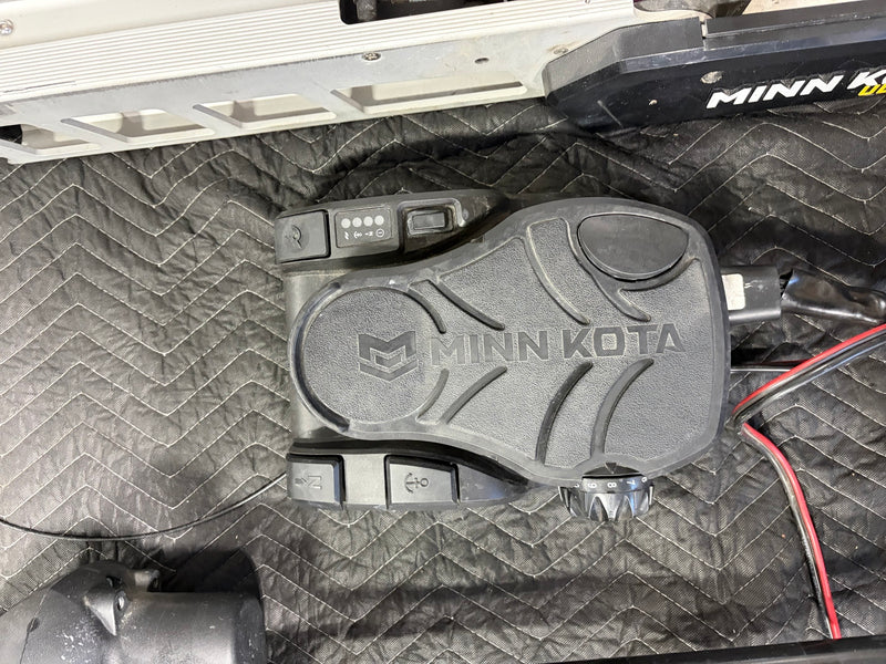 Load image into Gallery viewer, Used Minn Kota Ultrex 112lb 36v 45" US2 Trolling Motor LOCAL PICKUP ONLY
