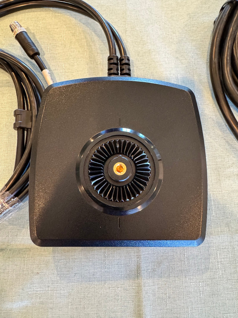 Load image into Gallery viewer, Used Humminbird Mega Live 1 - BassFishin Electronics, LLC
