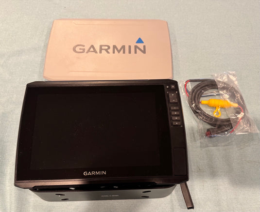 Used Garmin Echomap Ultra 106sv