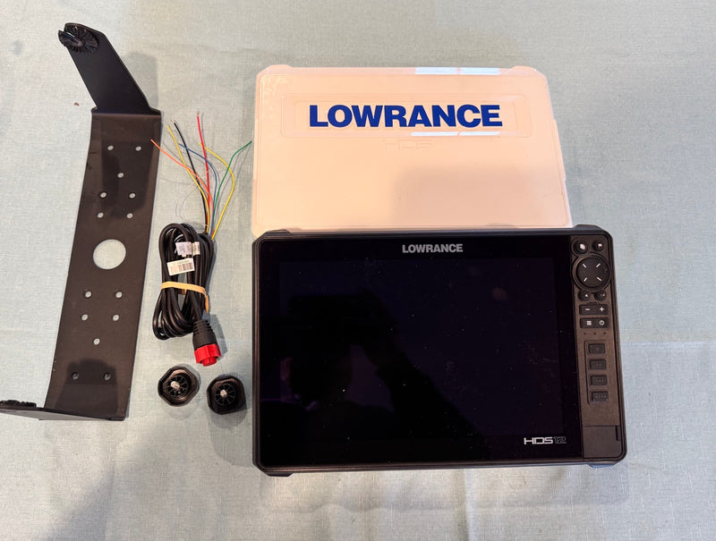 Load image into Gallery viewer, Used Lowrance HDS 12 Live
