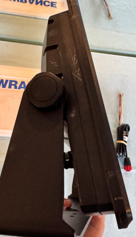 Used Lowrance HDS 16 Live