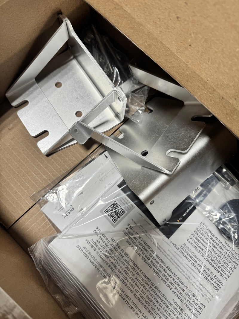 Load image into Gallery viewer, Used Minn Kota Raptors 10' w/ Active Anchoring LOCAL PICKUP ONLY
