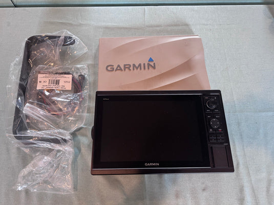 Used Garmin GPSMAP 1042xsv