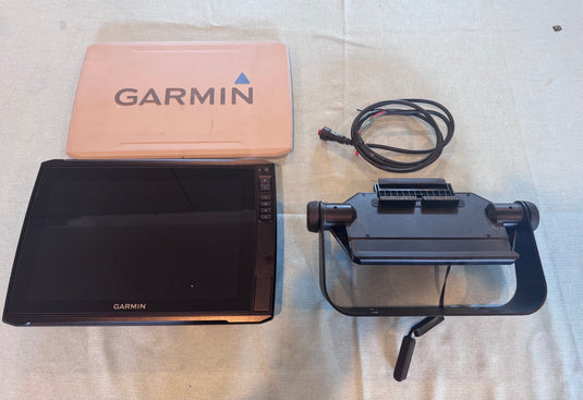 Used Garmin Echomap Ultra 126sv