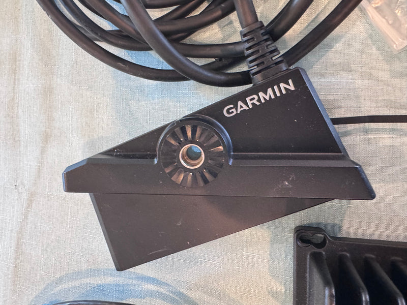 Load image into Gallery viewer, Used Garmin Livescope Plus LVS34 w/ GLS10
