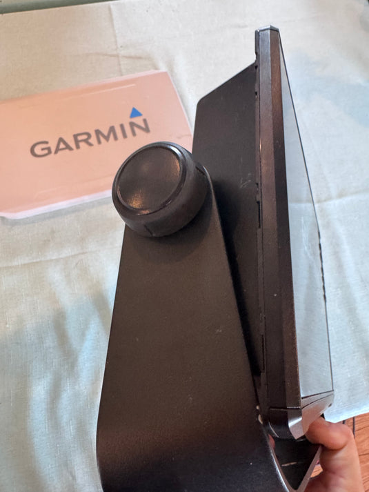 Used Garmin Echomap Ultra 106sv