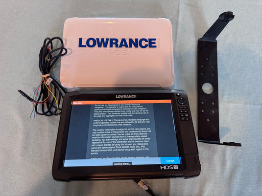 Used Lowrance HDS Carbon 12