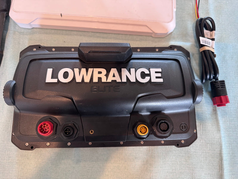 Load image into Gallery viewer, Used Lowrance Elite 9 FS
