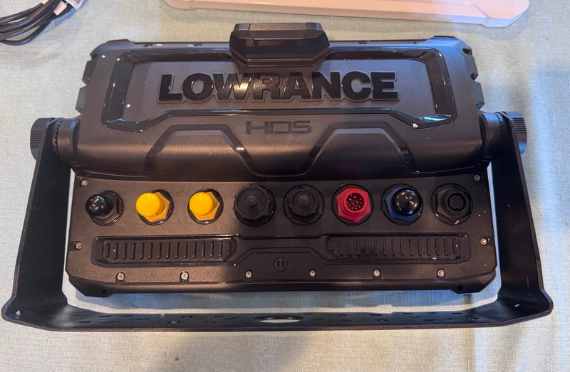 Load image into Gallery viewer, Used Lowrance HDS 12 Live
