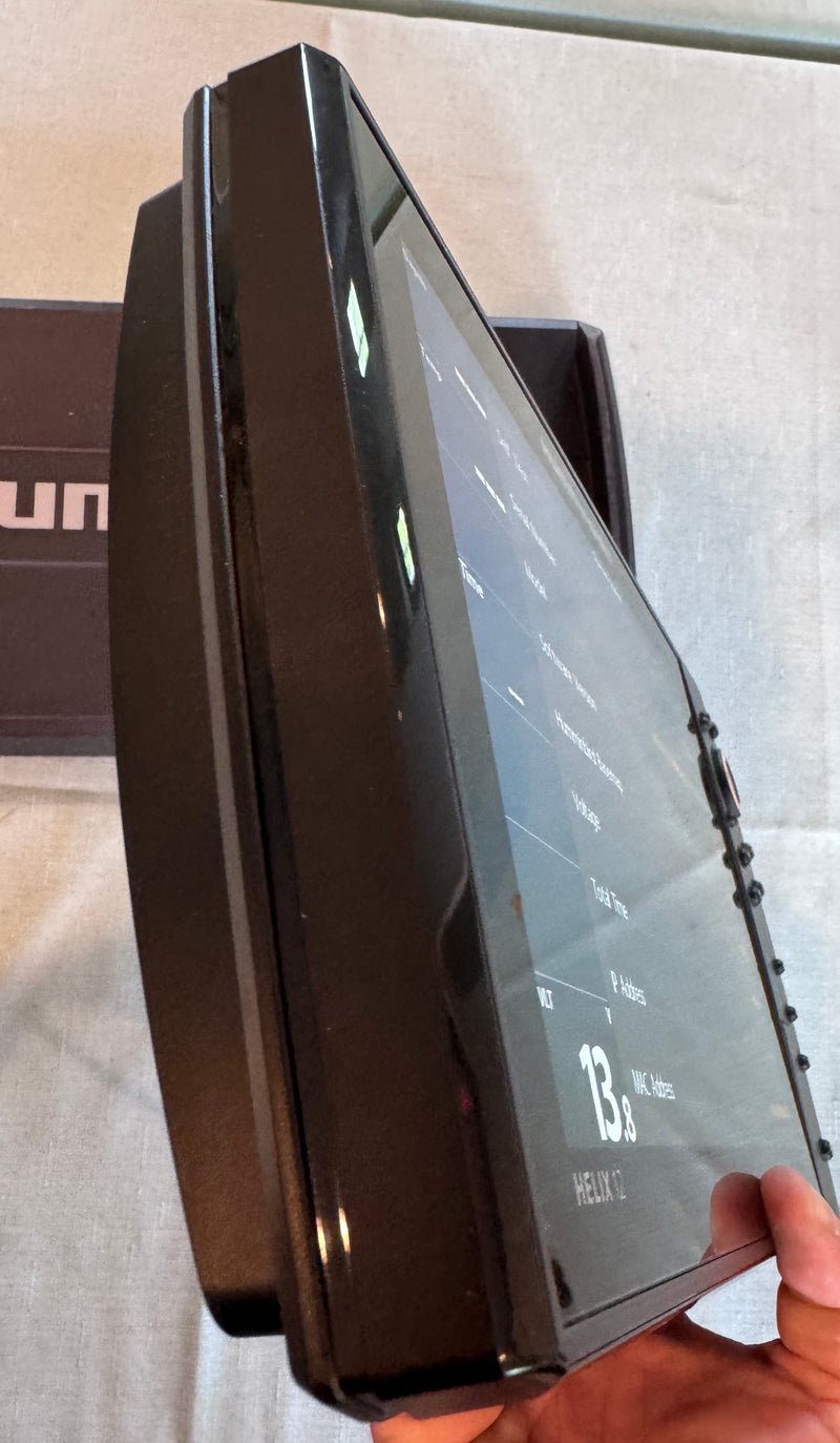 Load image into Gallery viewer, Used Humminbird Helix 12 MDI G4N
