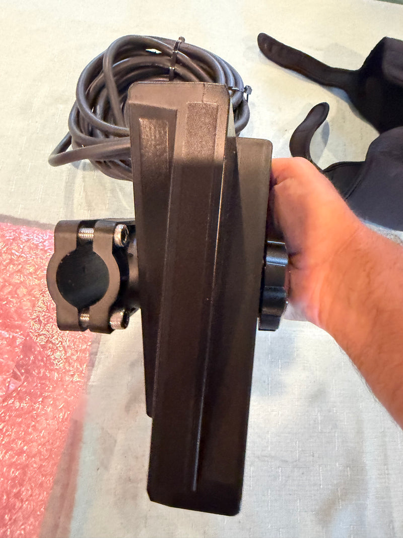 Load image into Gallery viewer, Used Garmin Livescope XR LVS62 Transducer ONLY
