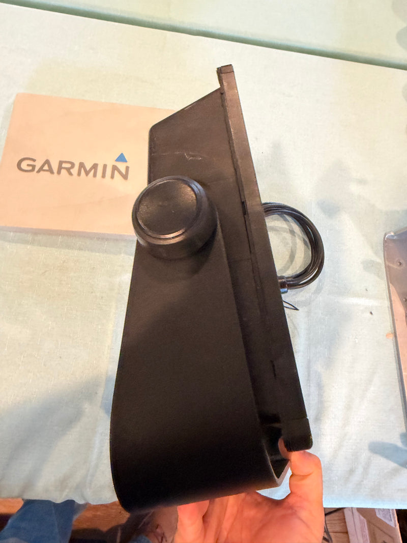Load image into Gallery viewer, Used Garmin GPSMAP 1222
