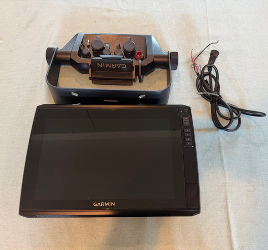 Used Garmin Echomap Ultra 122sv