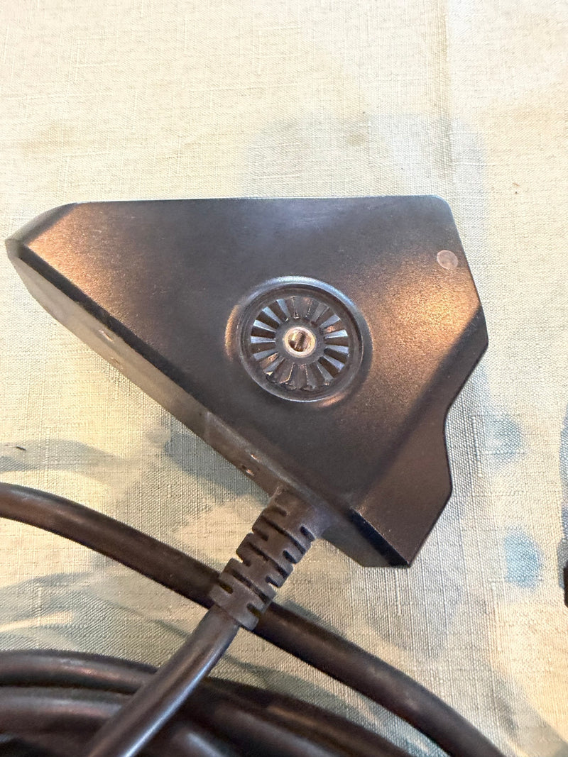 Load image into Gallery viewer, Used Garmin Livescope LVS32 w/ GLS10
