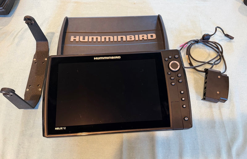 Load image into Gallery viewer, Used Humminbird Helix 12 MDI G4N
