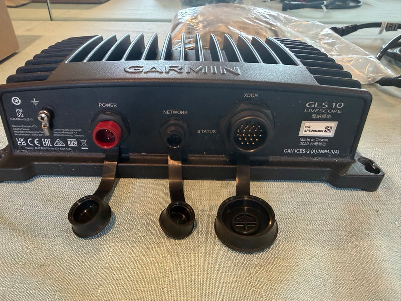 Load image into Gallery viewer, Used Garmin Livescope Plus LVS34 w/ GLS10 - READ DESCRIPTION
