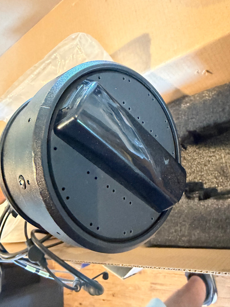 Load image into Gallery viewer, Used Humminbird MEGA 360 Ultrex
