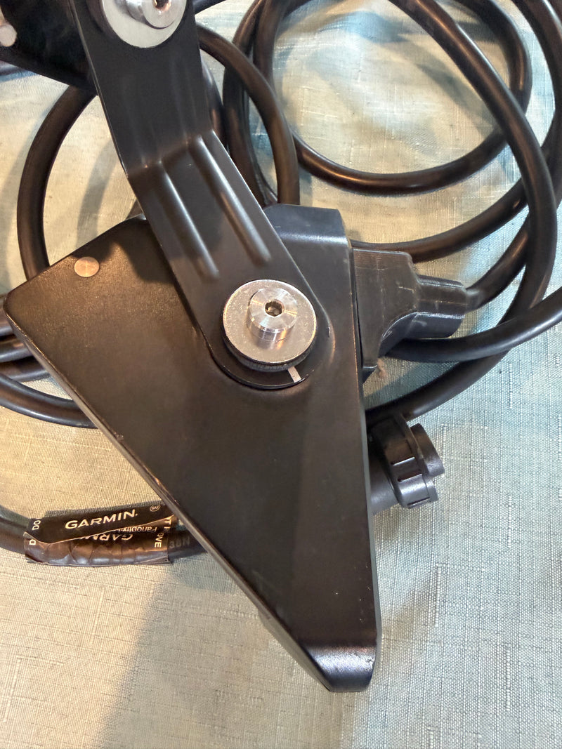 Load image into Gallery viewer, Used Garmin LVS32 Livescope Transducer Only w/ Perspective Mount
