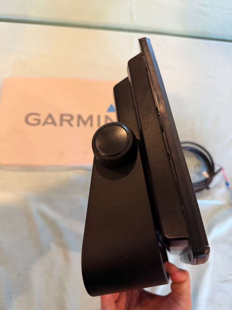 Load image into Gallery viewer, Used Garmin Echomap Ultra 126sv
