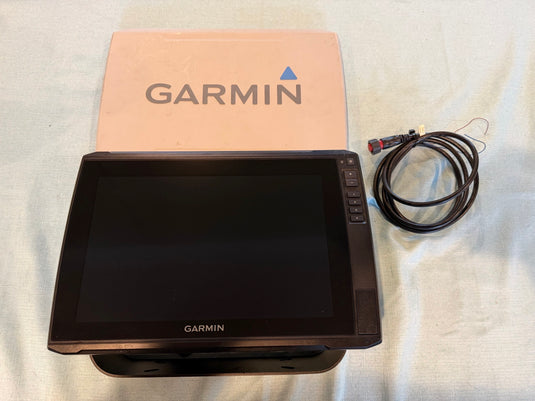 Used Garmin Echomap Ultra 126sv
