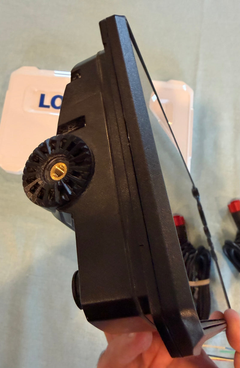 Load image into Gallery viewer, Used Lowrance HDS 9 PRO
