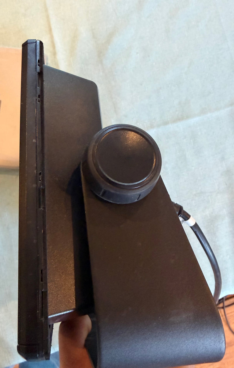 Load image into Gallery viewer, Used Garmin Echomap Ultra 106sv
