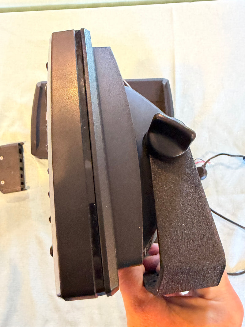 Load image into Gallery viewer, Used Humminbird Helix 9 MDI G4N
